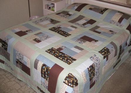 Choc mint slice bedspread